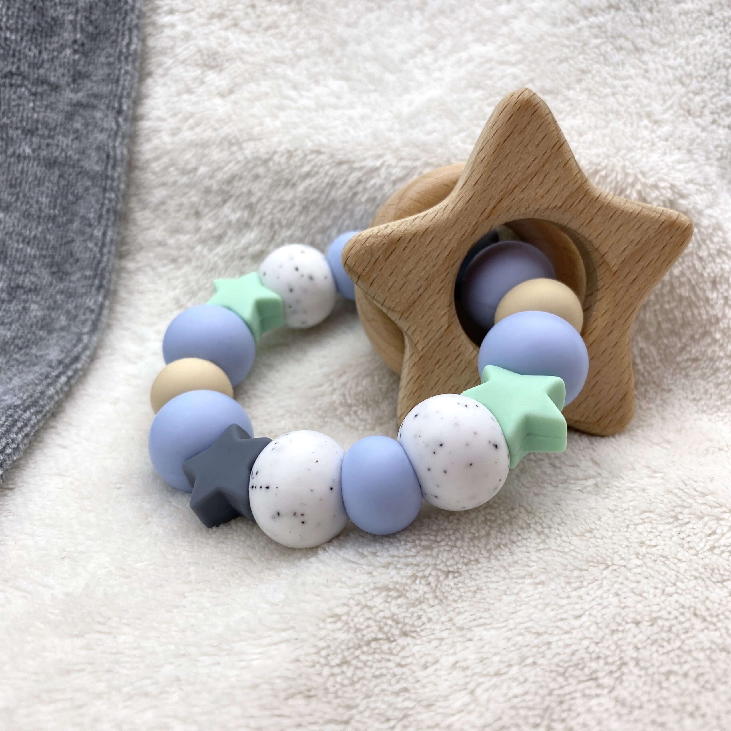 Little Minty Star Rattle – Kaity Kiddo Chewellery